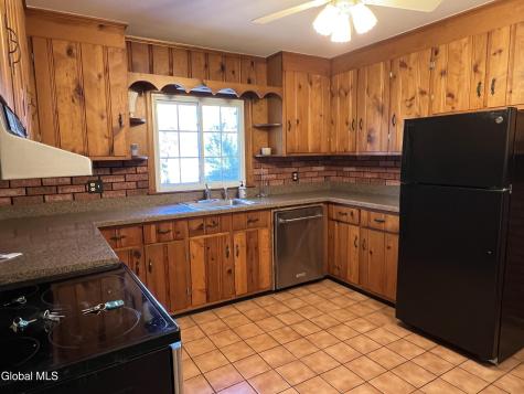 24 Venezio Avenue Albany NY 12203