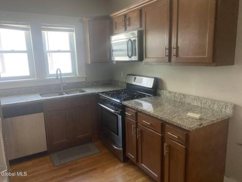 51 Hollywood Avenue Albany NY 12208