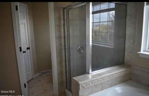 1 Annabel Place Clifton Park NY 12065