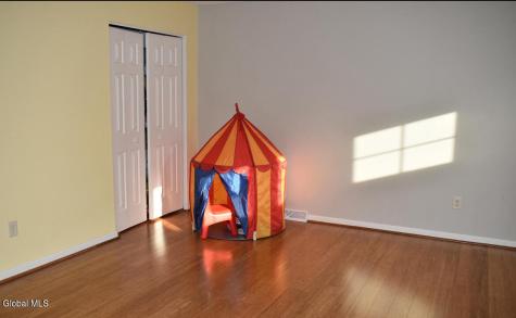 1 Annabel Place Clifton Park NY 12065