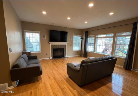 1 Annabel Place Clifton Park NY 12065