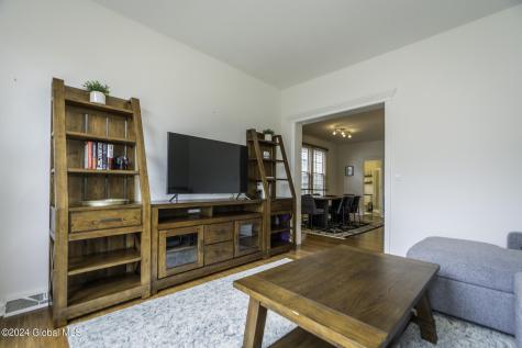 41 Walton Street Saratoga Springs NY 12866