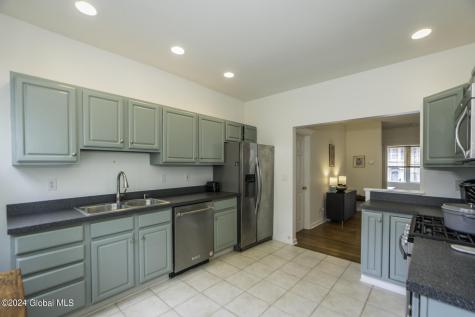 41 Walton Street Saratoga Springs NY 12866