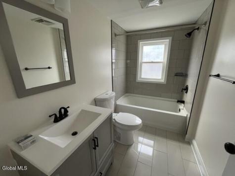 4 Katherine Road Colonie NY 12205