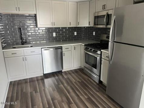 4 Katherine Road Colonie NY 12205