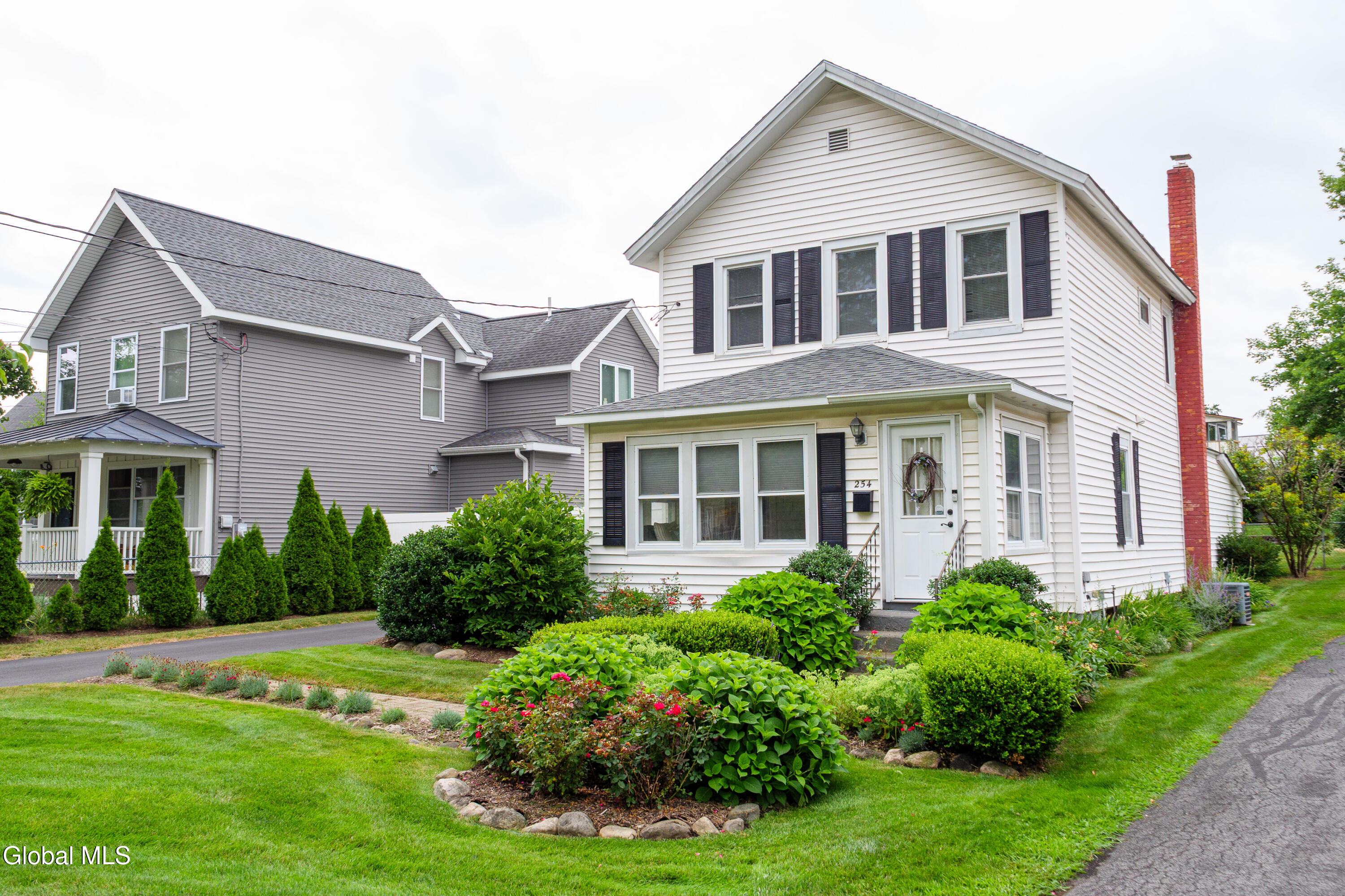 254 Grand Avenue Saratoga Springs NY 12866