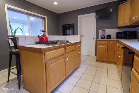 254 Grand Avenue Saratoga Springs NY 12866