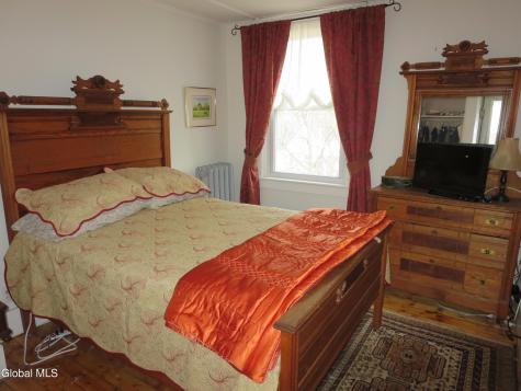 34 Avery Street Saratoga Springs NY 12866