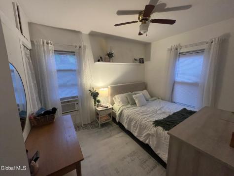 147 Nelson Saratoga Springs NY 12866