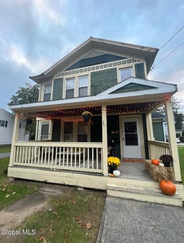 147 Nelson Saratoga Springs NY 12866
