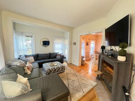 147 Nelson Saratoga Springs NY 12866