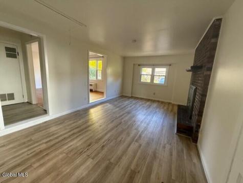 13 Parkwood Drive Colonie NY 12205