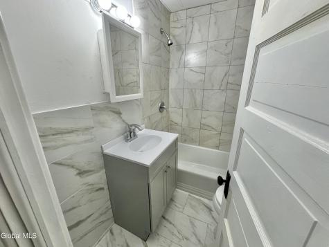 1346 Stanford Street Schenectady NY 12308