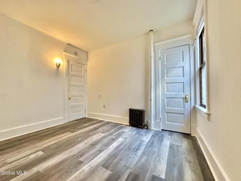1346 Stanford Street Schenectady NY 12308