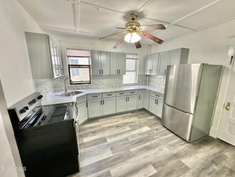 1346 Stanford Street Schenectady NY 12308