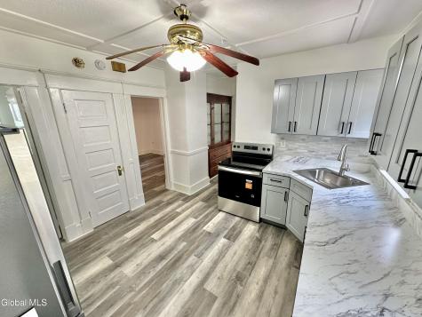 1346 Stanford Street Schenectady NY 12308