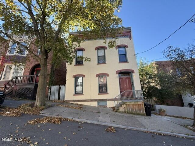 909 Jacob Street Troy NY 12180
