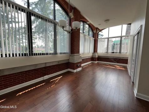 233 Lake Avenue Saratoga Springs NY 12866