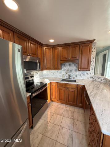 409 Madison Avenue Albany NY 12210