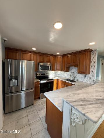409 Madison Avenue Albany NY 12210
