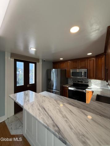 409 Madison Avenue Albany NY 12210