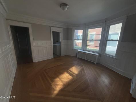 10 S Main Avenue Albany NY 12208