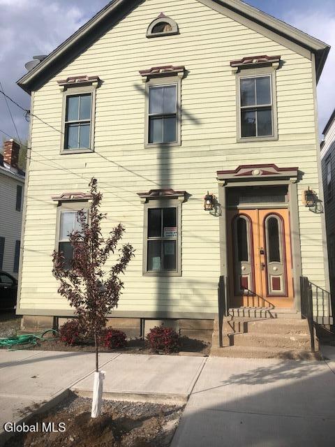 122 N Ferry Street Schenectady NY 12305