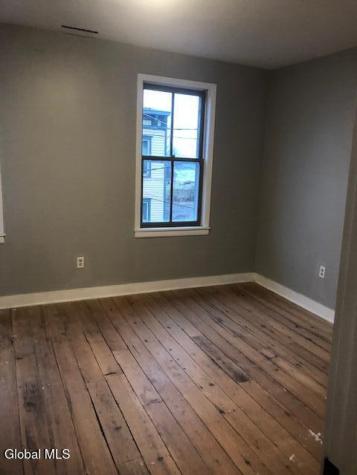 122 N Ferry Street Schenectady NY 12305