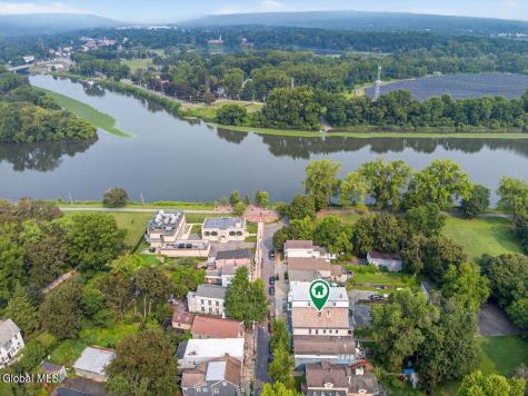 122 N Ferry Street Schenectady NY 12305