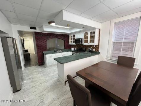 189 Hill Street Troy NY 12180