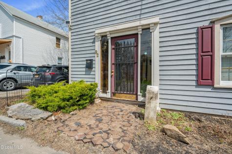 92 Walworth Street Saratoga Springs NY 12866