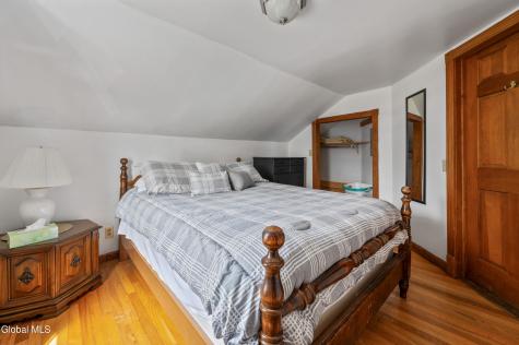 92 Walworth Street Saratoga Springs NY 12866