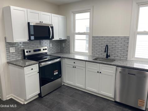 1755 Avenue B Schenectady NY 12308