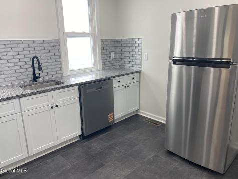 1755 Avenue B Schenectady NY 12308