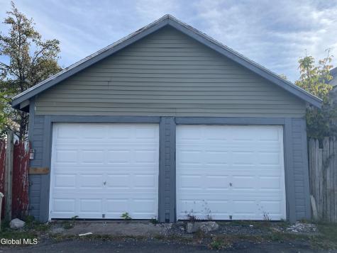 1755 Avenue B Schenectady NY 12308