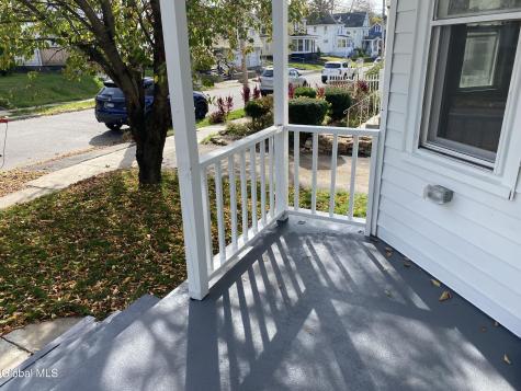 1755 Avenue B Schenectady NY 12308