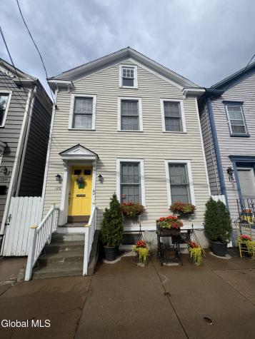 126 N College Street Schenectady NY 12305
