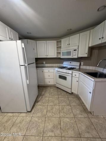 126 N College Street Schenectady NY 12305