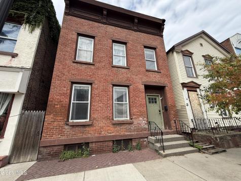 403 2nd Street Troy NY 12180