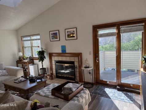 209 Monmouth Way Clifton Park NY 12065