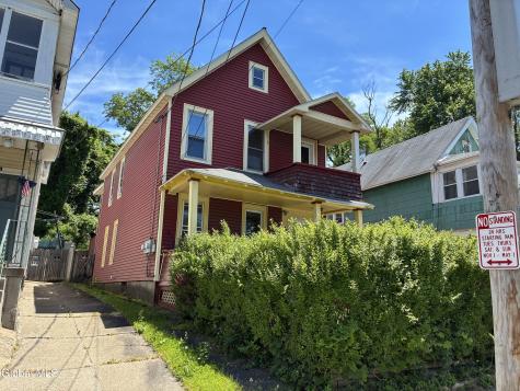 813 Cutler Street Schenectady NY 12303