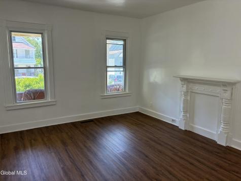 813 Cutler Street Schenectady NY 12303