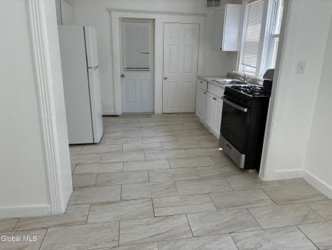 813 Cutler Street Schenectady NY 12303