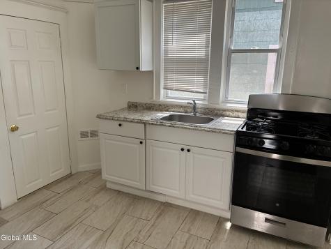 813 Cutler Street Schenectady NY 12303