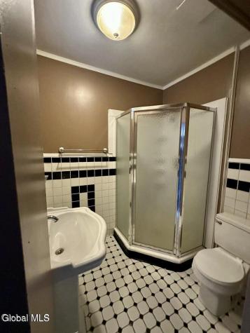 39 S Lake Avenue Albany NY 12203
