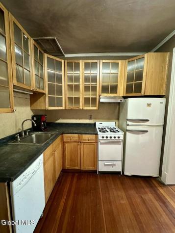 39 S Lake Avenue Albany NY 12203