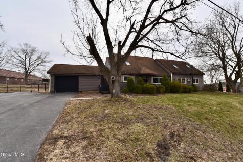 467 County Road 75 Stillwater NY 12118
