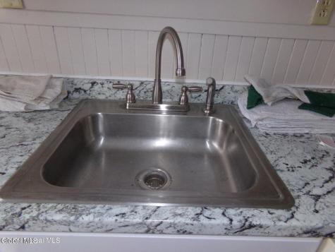 10 S Park Drive Gloversville NY 12078