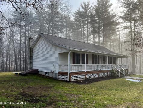 44 Phillips Road Stillwater NY 12170