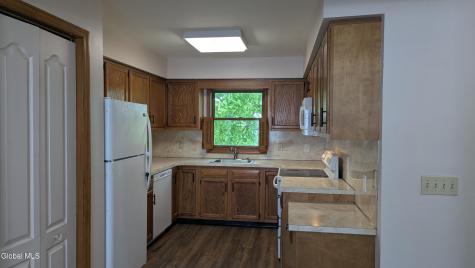 821 Salina Street Schenectady NY 12308